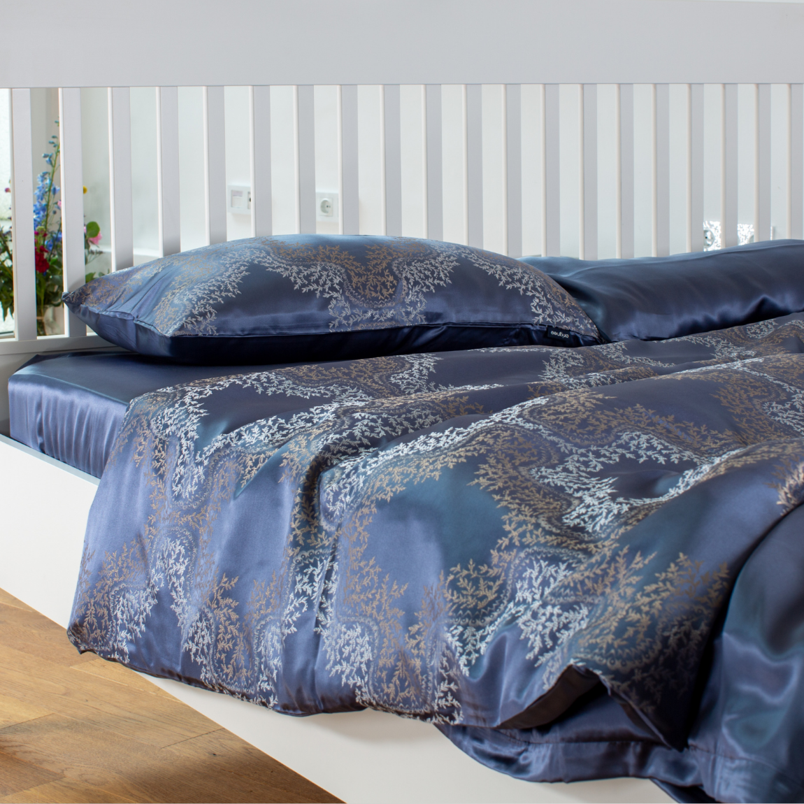 Seidenbettbezug blue pine aus Jacquard & Seidensatin – 100 % Maulbeerseide - RoyalMail