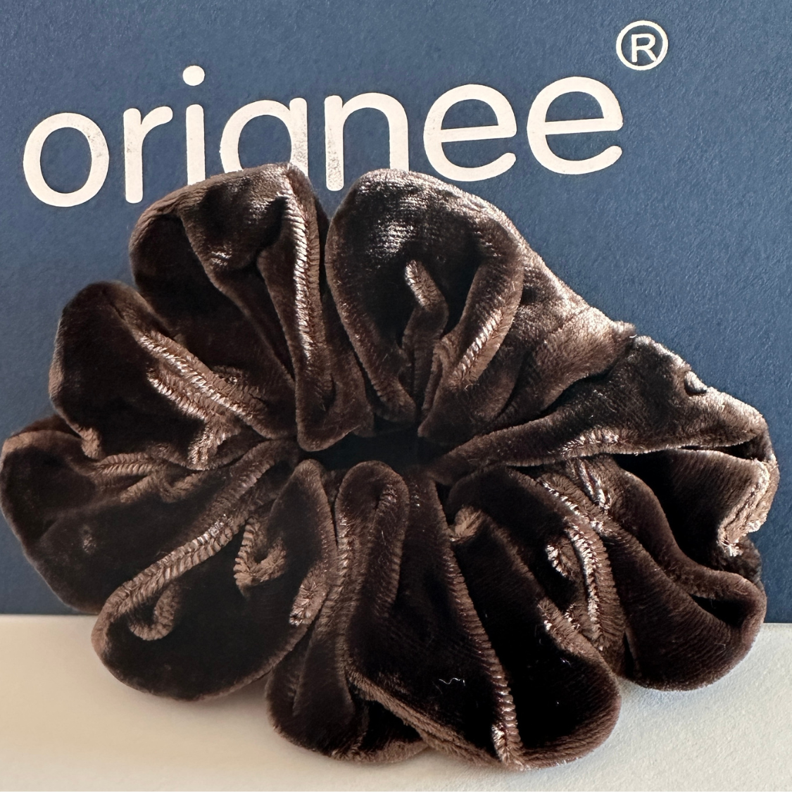 Neu! Seidensamt Scrunchie, Haarband, Haargummi aus Seide - RoyalMail