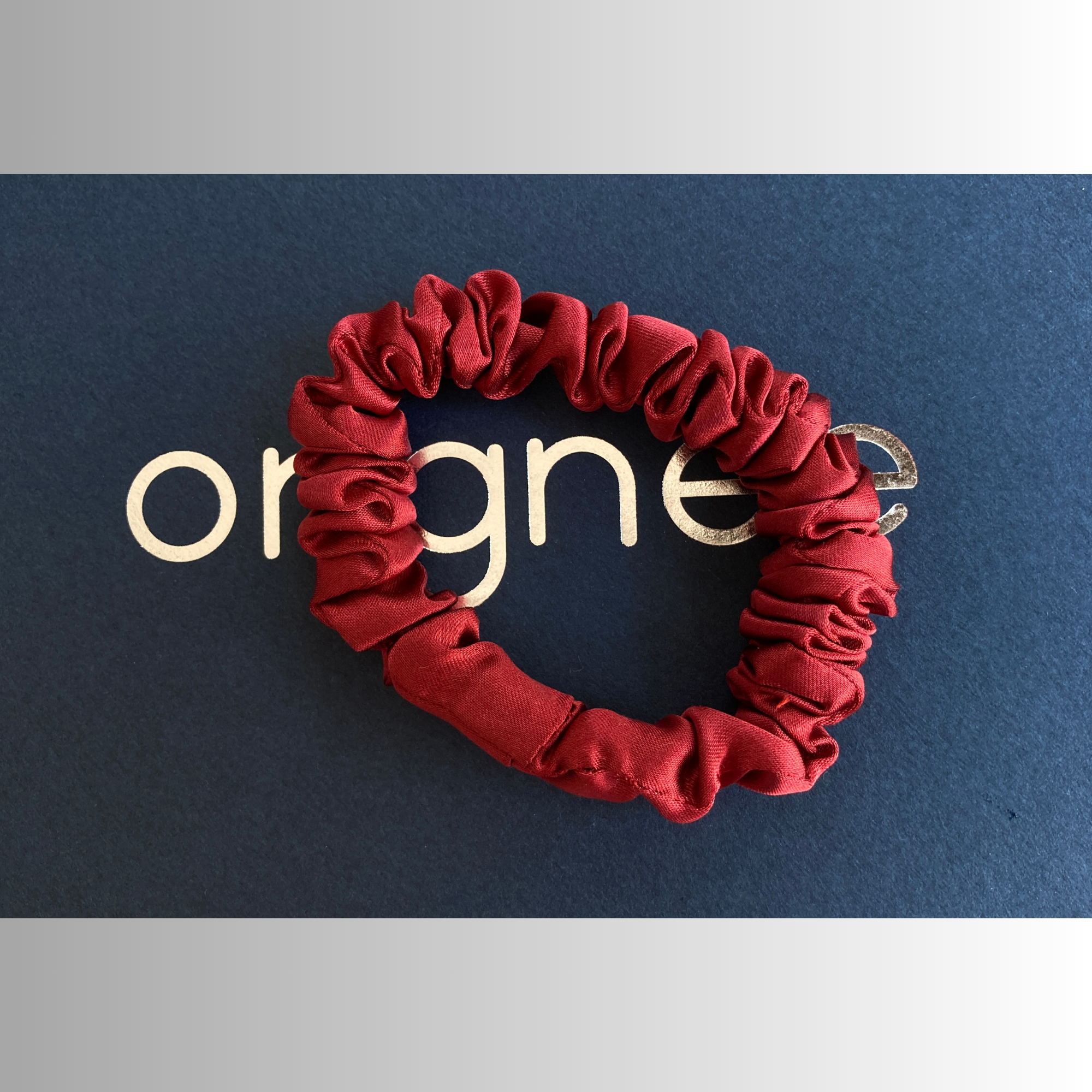 seidenscrunchie red