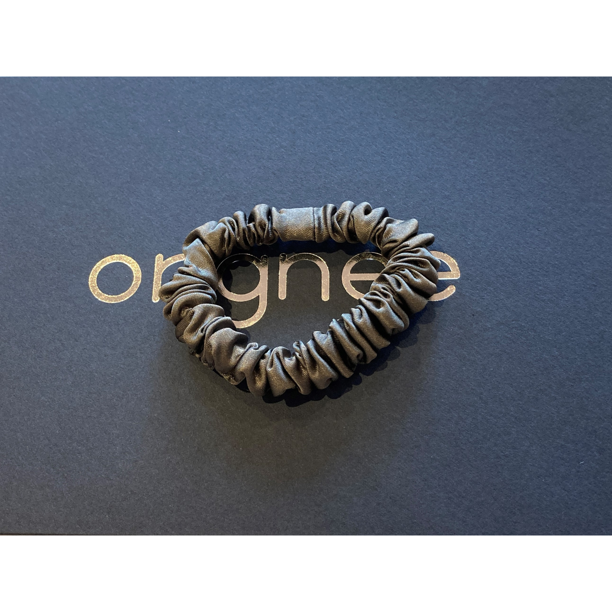 Premium Seiden-Haargummi (19 Momme) – anthrazitfarben, hautfreundlich & strapazierfähig