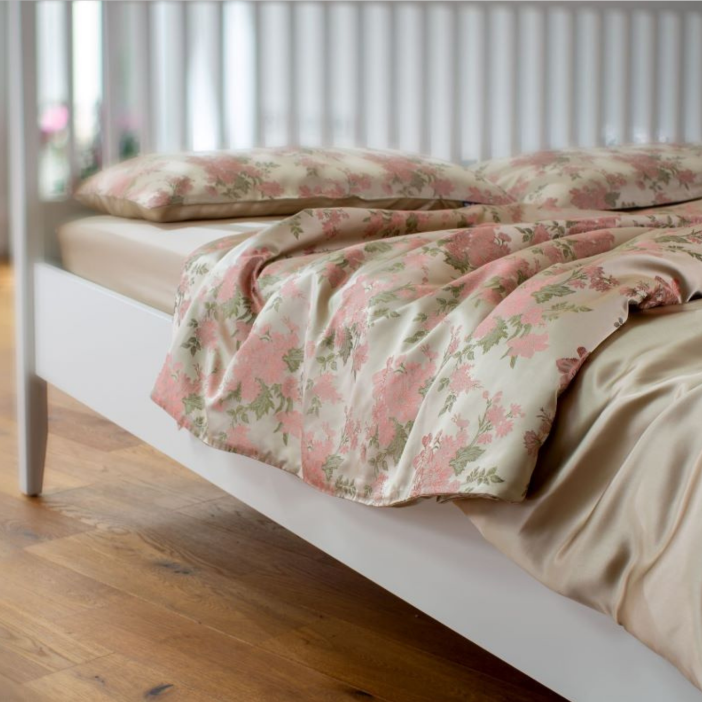 Seidenjacquard Seidenbettbezug, Spring Morning & Taupe (versch. Größen) - RoyalMail